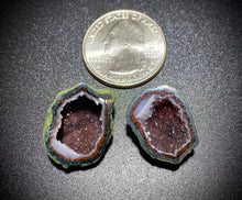 Load image into Gallery viewer, Tabasco Geode Pair
