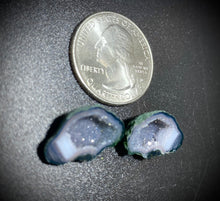 Load image into Gallery viewer, Tabasco Geode Pair
