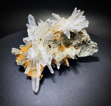 Load image into Gallery viewer, Quartz Cluster from Washington State
