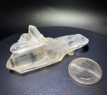 Load image into Gallery viewer, Quartz Crystal from Washington State (Double Terminated)
