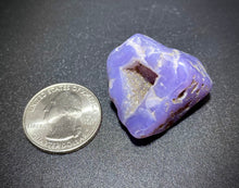 Load image into Gallery viewer, Holley Blue Agate from Oregon (17 grams)
